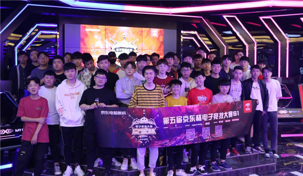 身高上占据 身高上占据