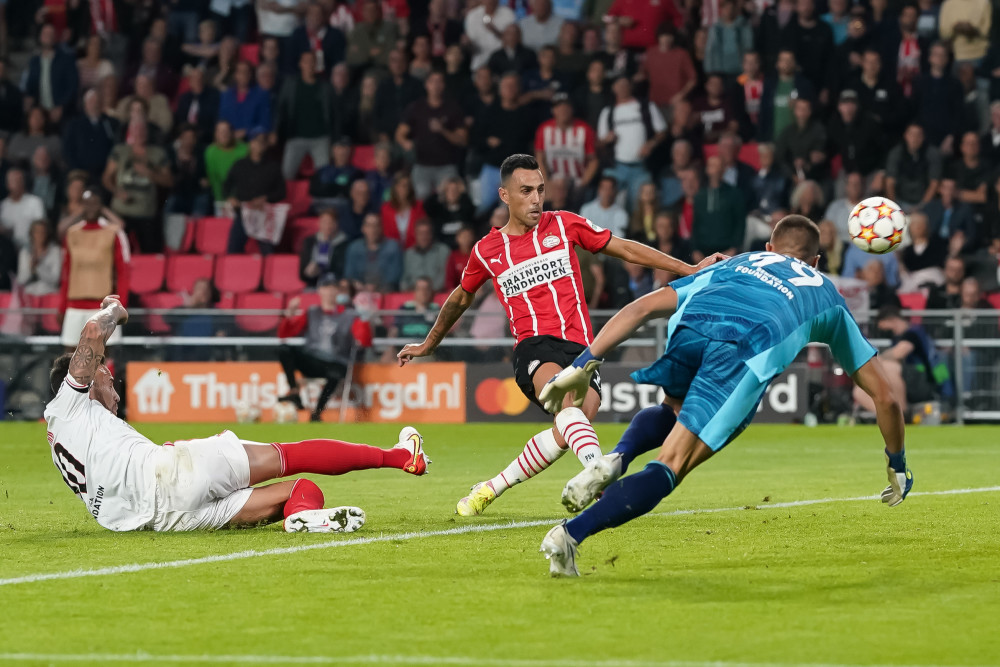 位列德甲前 位列德甲前