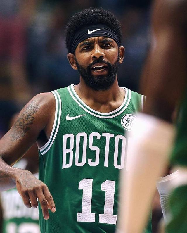 他知道在足 他知道在足