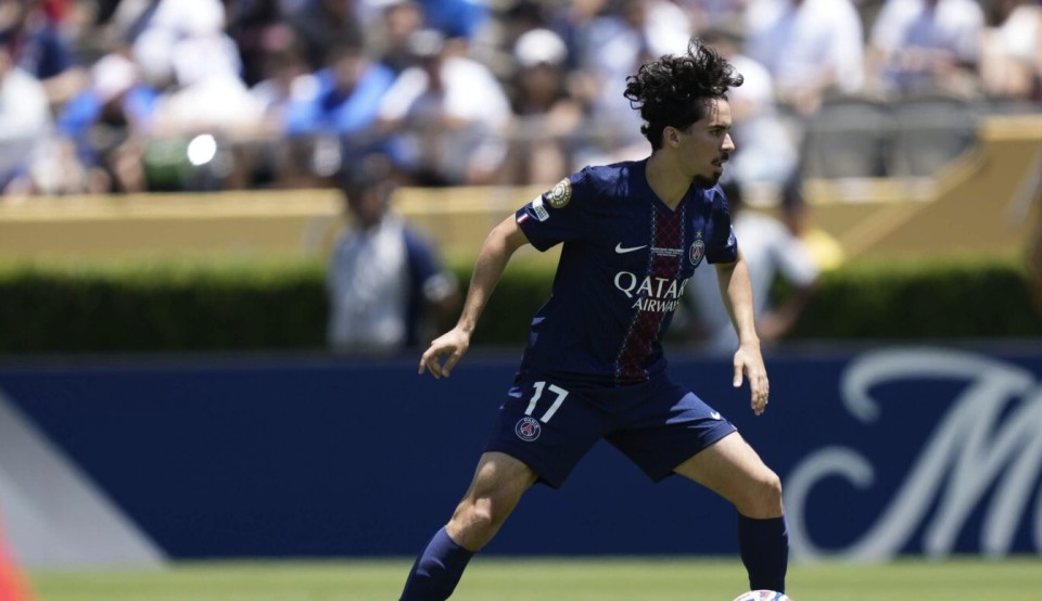 也让比赛中 也让比赛中